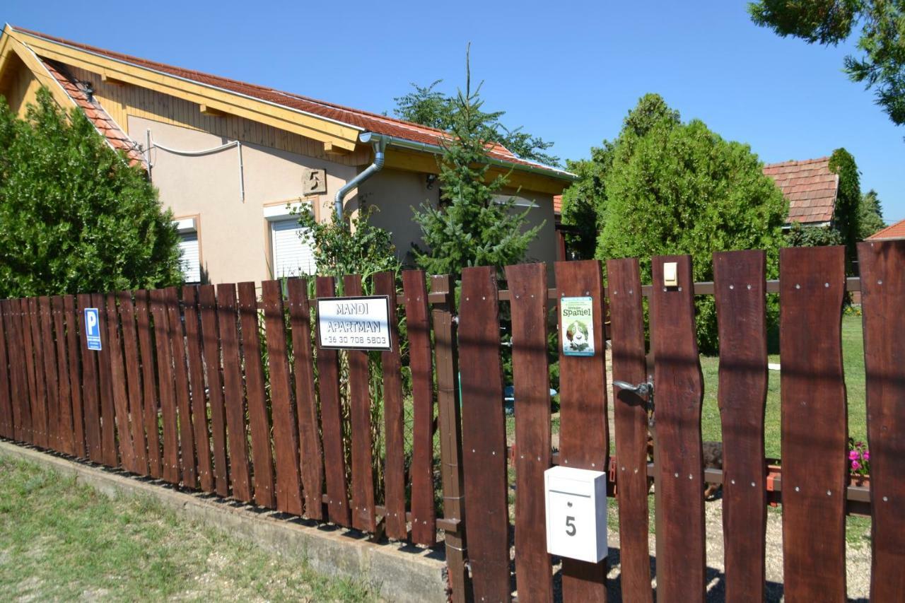 Veresegyház Mandi Apartman מראה חיצוני תמונה